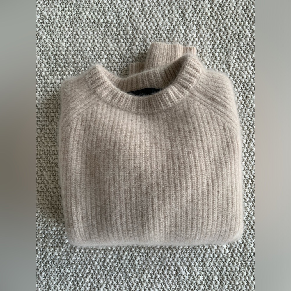 Jenni Kayne oatmeal cashmere sweater